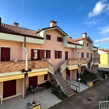 Solmare 5116 Apartment