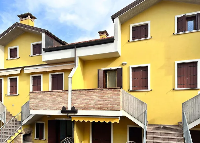 Solmare 5116 Apartment